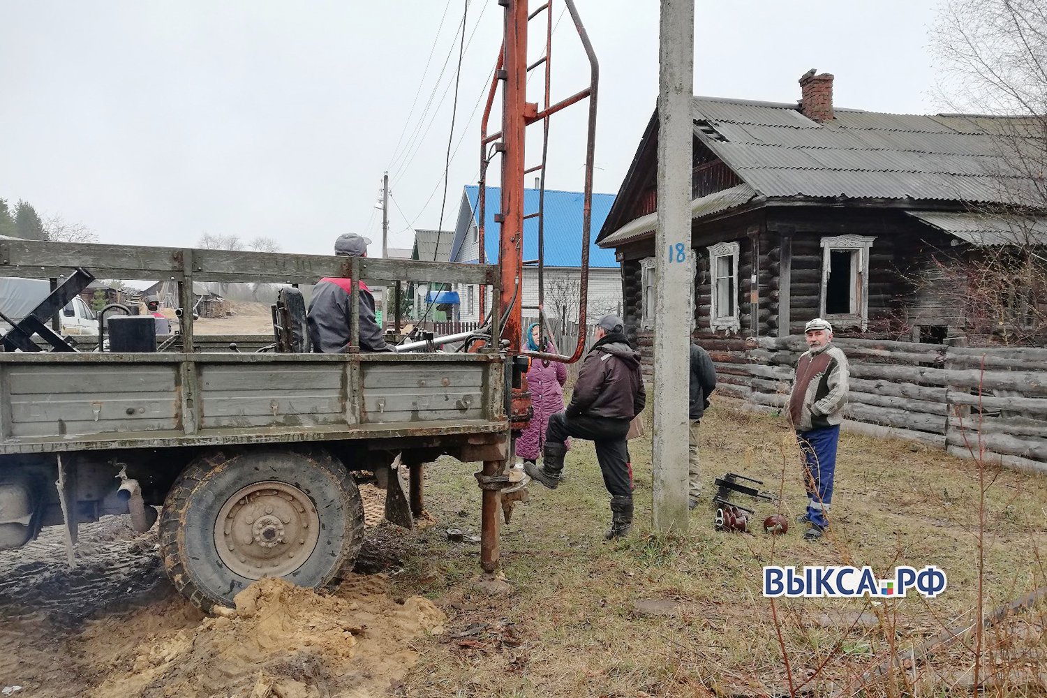 Жители Нижней Вереи заблокировали строительство высоковольтной линии